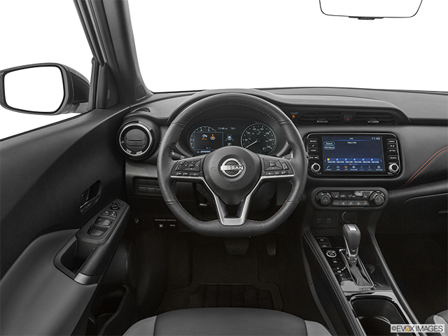 2024 Nissan Kicks | Steering wheel/Center Console
