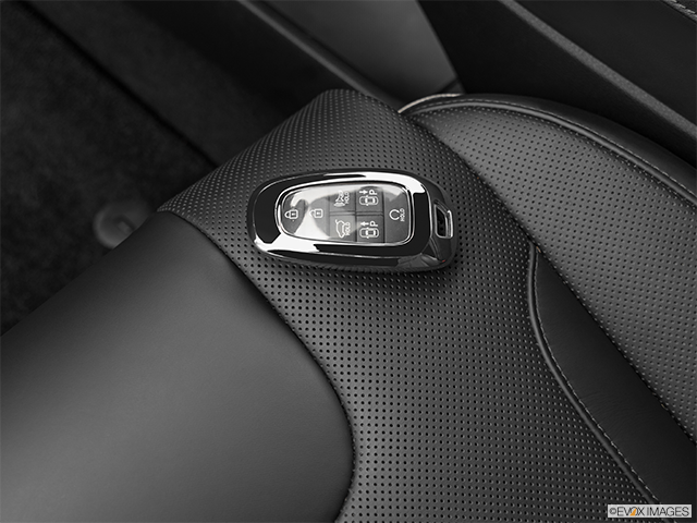 2024 Hyundai Palisade | Key fob on driver’s seat