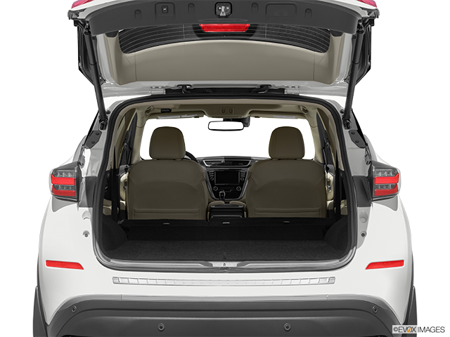 2024 Nissan Murano | Hatchback & SUV rear angle