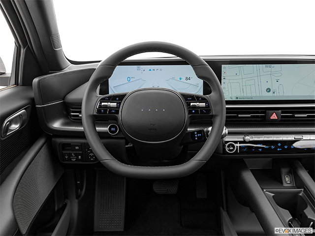 2024 Hyundai IONIQ 6 | Steering wheel/Center Console