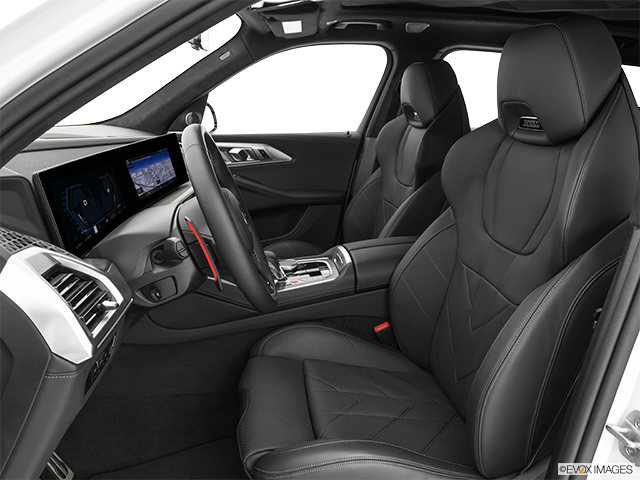 2024 BMW XM | Front seats from Drivers Side