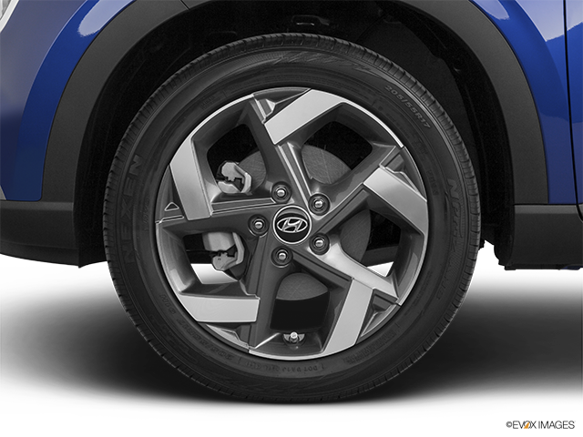 2024 Hyundai Venue | Front Drivers side wheel at profile