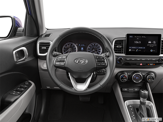 2024 Hyundai Venue | Steering wheel/Center Console