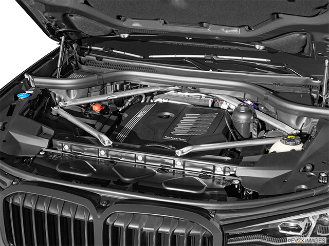 2022 BMW X7 | Engine