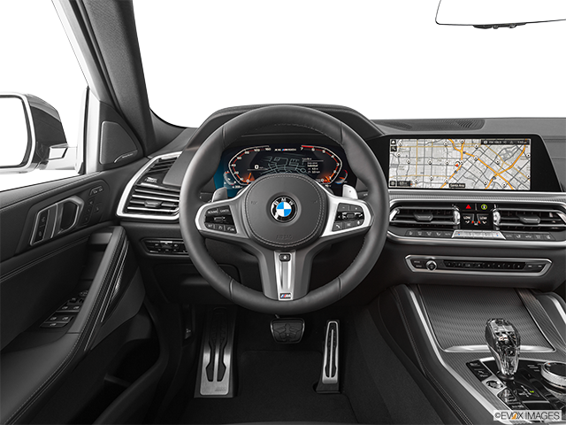 2022 BMW X6 | Steering wheel/Center Console
