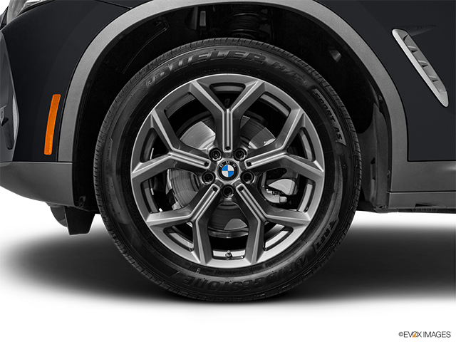 2022 BMW X4 | Front Drivers side wheel at profile