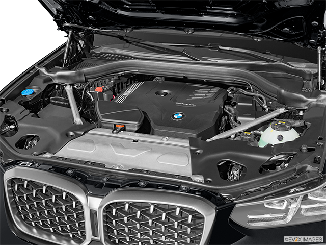 2022 BMW X4 | Engine