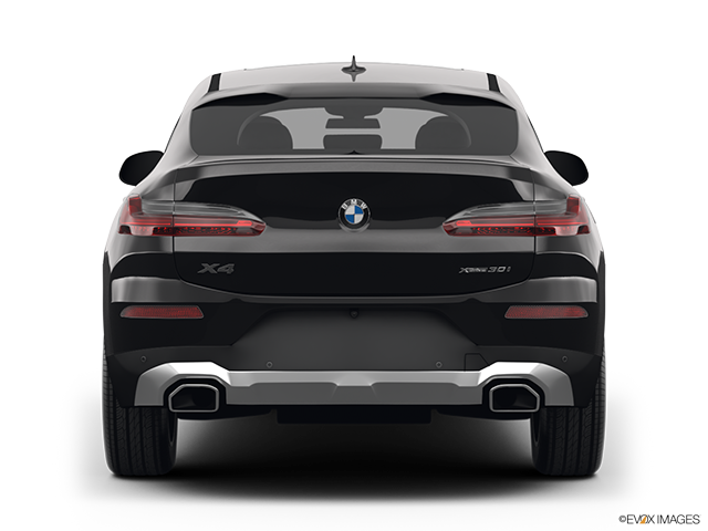2022 BMW X4 | Low/wide rear