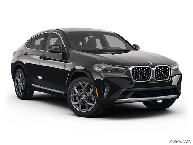2022 BMW X4 | Front passenger 3/4 w/ wheels turned