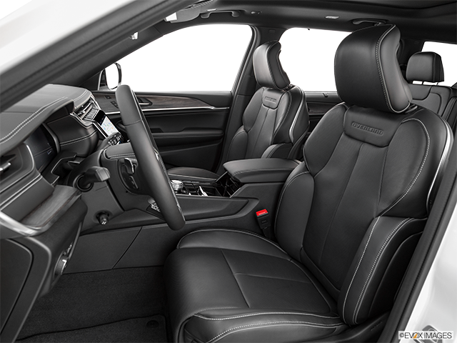 2022 Jeep Grand Cherokee L | Front seats from Drivers Side