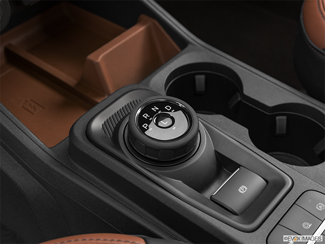 2022 Ford Maverick | Gear shifter/center console