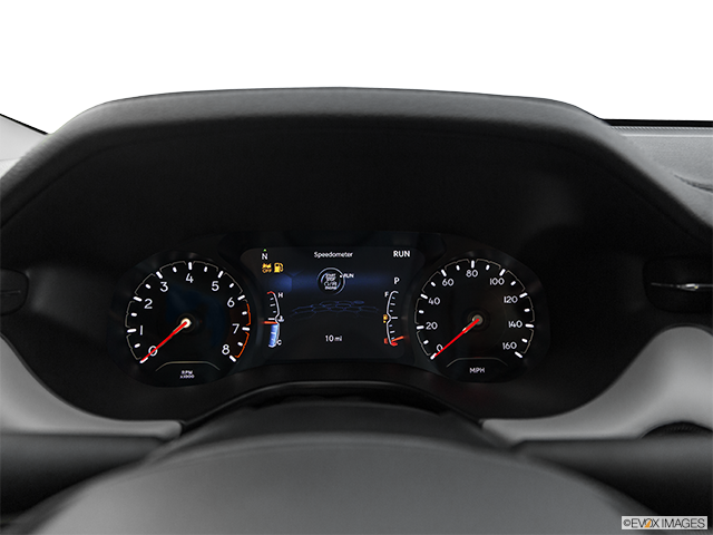 2022 Jeep Compass | Speedometer/tachometer