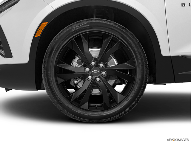 2023 Chevrolet Blazer | Front Drivers side wheel at profile