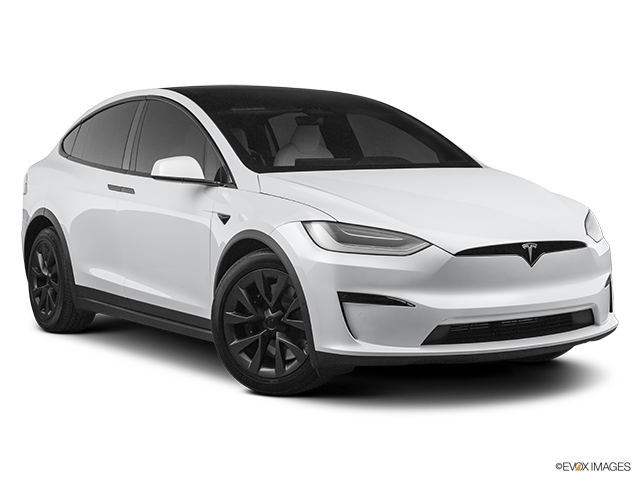 2022 Tesla Model X | Front passenger 3/4 w/ wheels turned