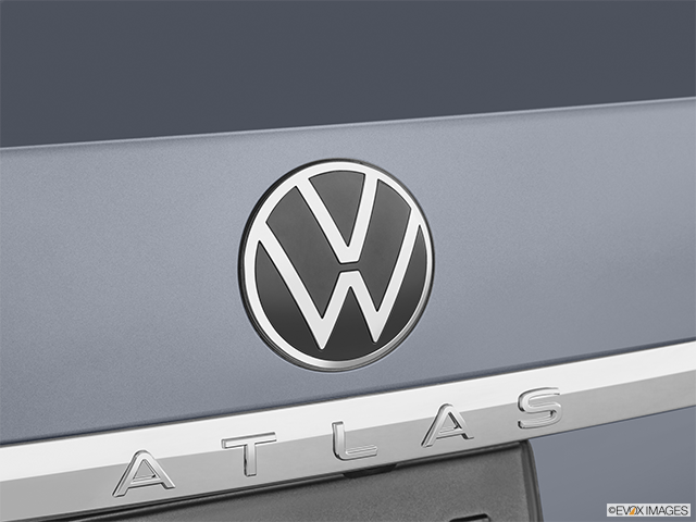 2022 Volkswagen Atlas Cross Sport | Rear manufacturer badge/emblem