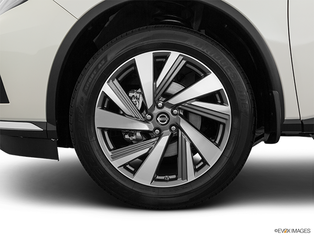 2022 Nissan Murano | Front Drivers side wheel at profile