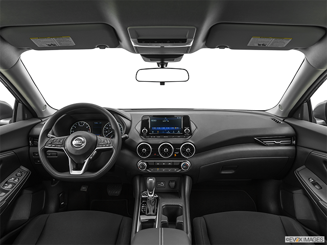 2022 Nissan Sentra | Centered wide dash shot