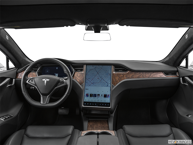 2022 Tesla Model S | Centered wide dash shot