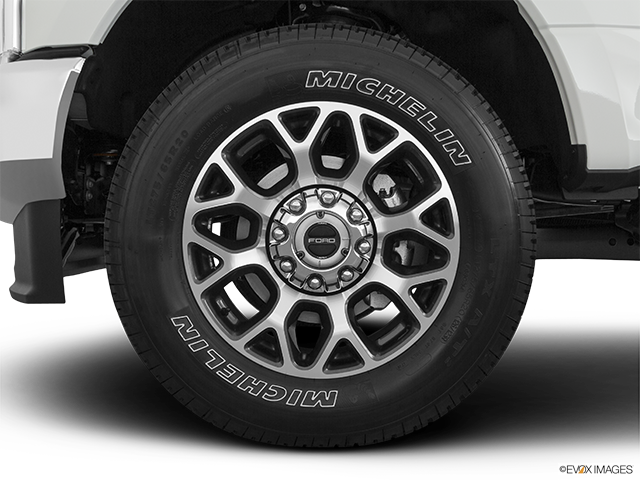 2022 Ford F-250 Super Duty | Front Drivers side wheel at profile
