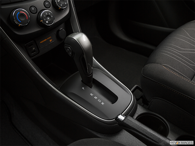 2024 Chevrolet Trax LS FWD: Price, Review, Photos (Canada) | Driving