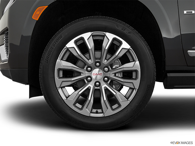 2022 GMC Yukon XL | Front Drivers side wheel at profile