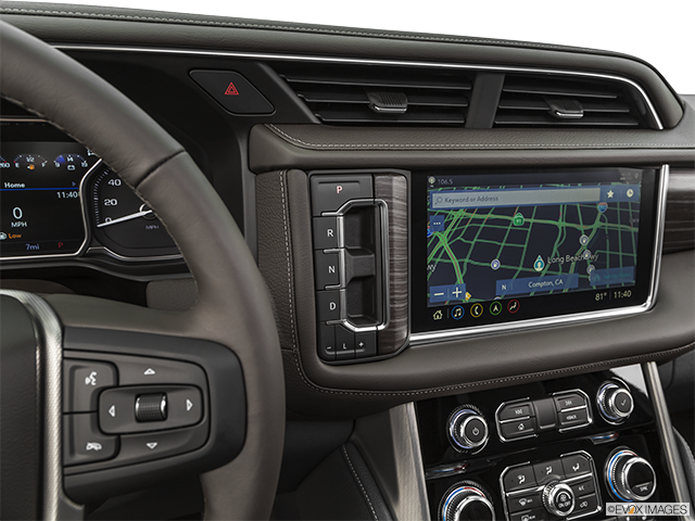 2023 GMC Yukon XL | Gear shifter/center console