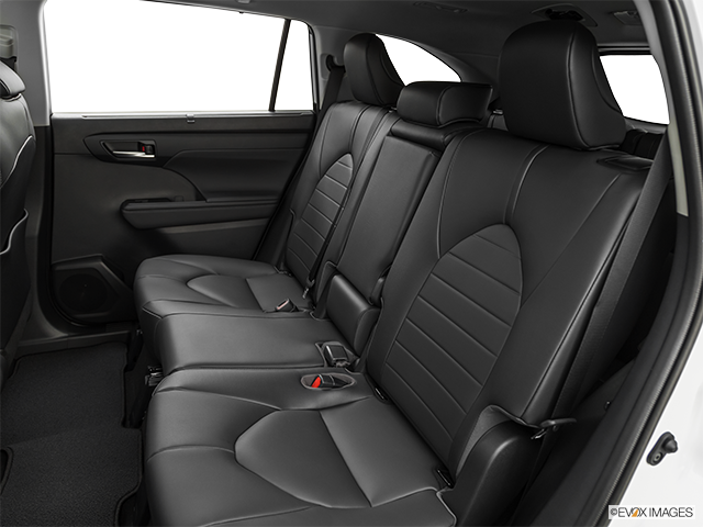 2023 Toyota Highlander Hybrid | Rear seats from Drivers Side