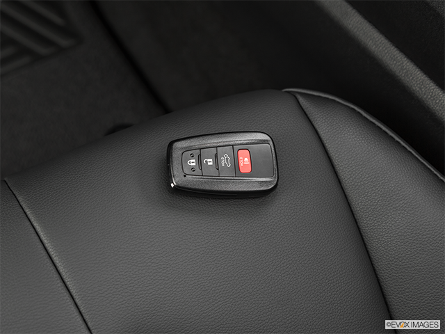 2024 Toyota Highlander Hybrid | Key fob on driver’s seat