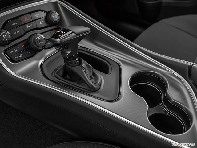 2022 Dodge Challenger | Gear shifter/center console