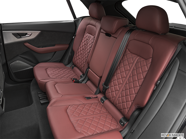 2022 Audi SQ8 | Rear seats from Drivers Side