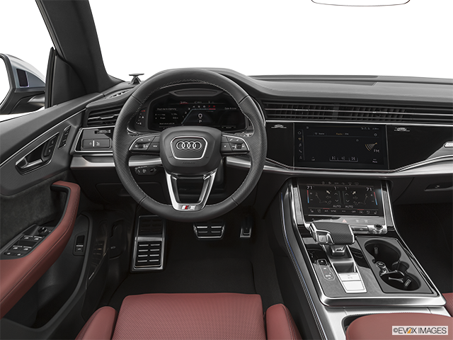 2022 Audi SQ8 | Steering wheel/Center Console