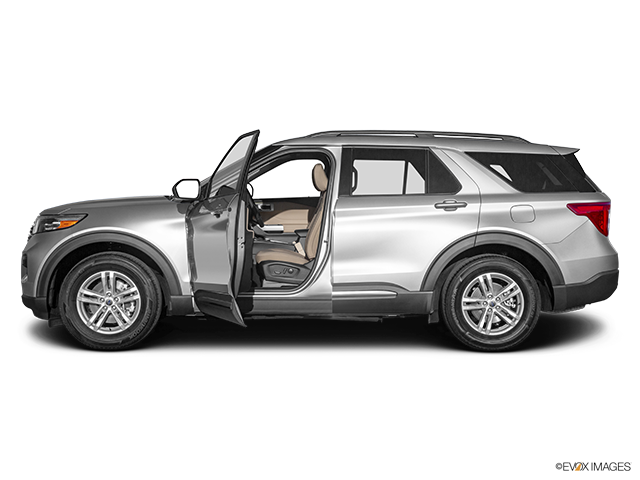 2022 Ford Explorer | Driver's side profile with drivers side door open
