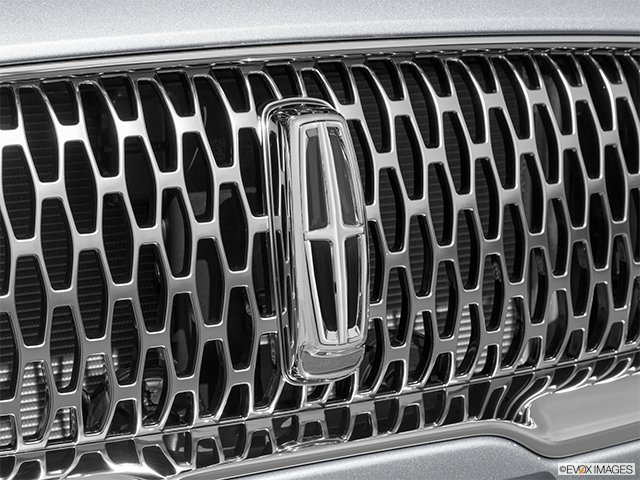 2022 Lincoln Nautilus | Rear manufacturer badge/emblem