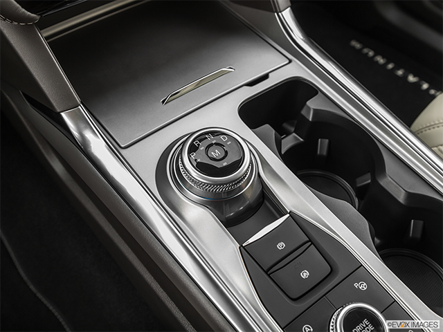 2024 Ford Explorer | Gear shifter/center console
