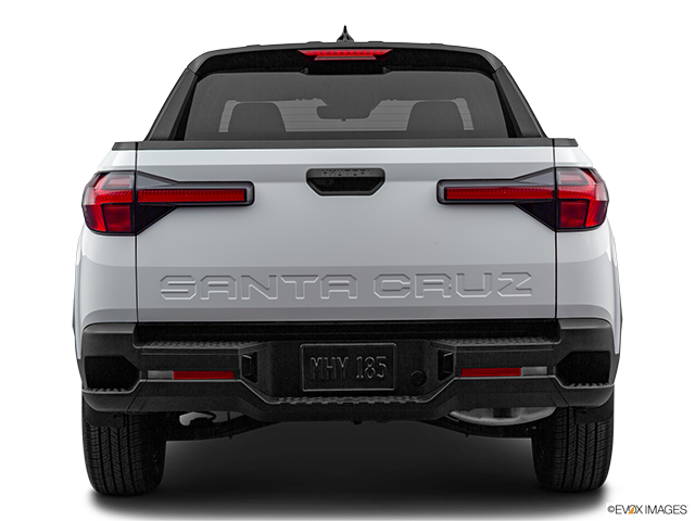 2022 Hyundai Santa Cruz | Low/wide rear