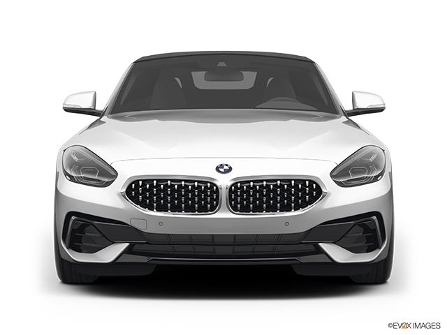 2025 BMW Z4 | Low/wide front