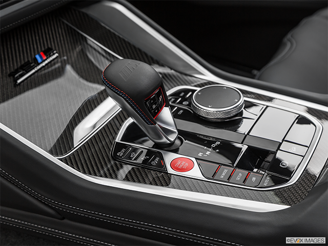 2022 BMW X5 M | Gear shifter/center console
