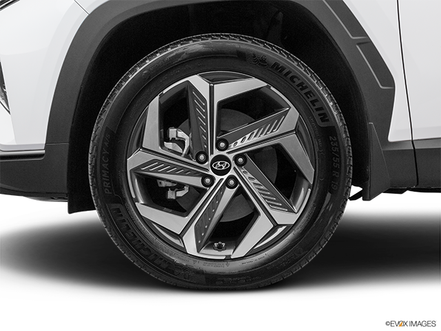 2022 Hyundai Tucson | Front Drivers side wheel at profile