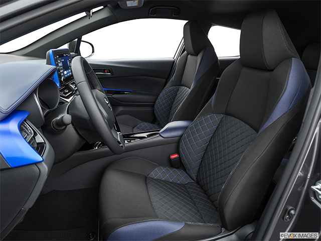 2022 Toyota C-HR | Front seats from Drivers Side