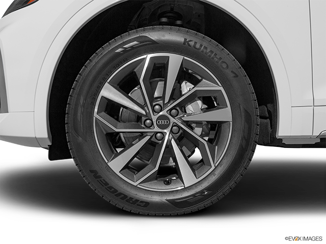 2022 Audi Q5 | Front Drivers side wheel at profile