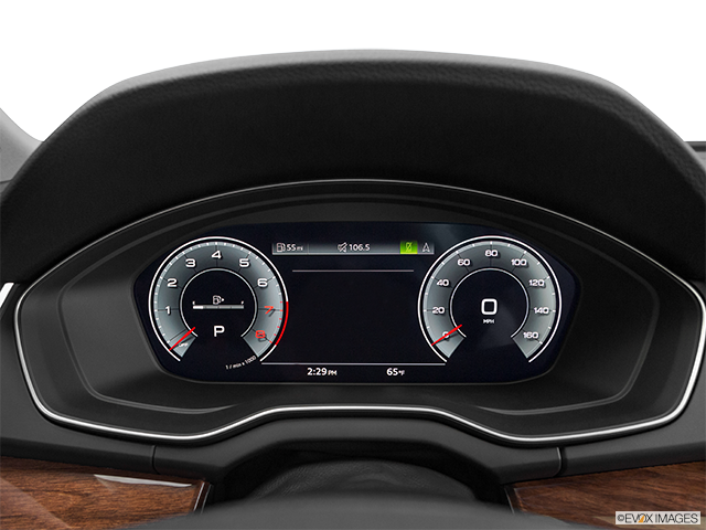 2022 Audi Q5 | Speedometer/tachometer
