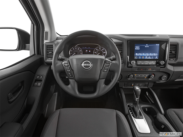 2023 Nissan Frontier | Steering wheel/Center Console