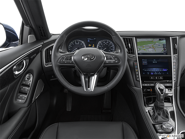 2022 Infiniti Q50 | Steering wheel/Center Console