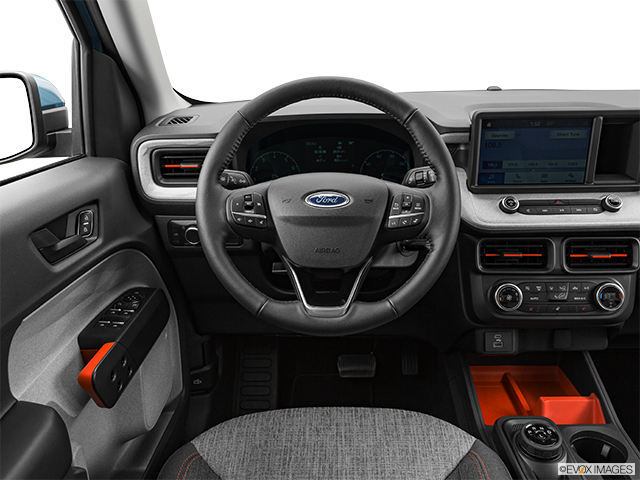 2023 Ford Maverick | Steering wheel/Center Console
