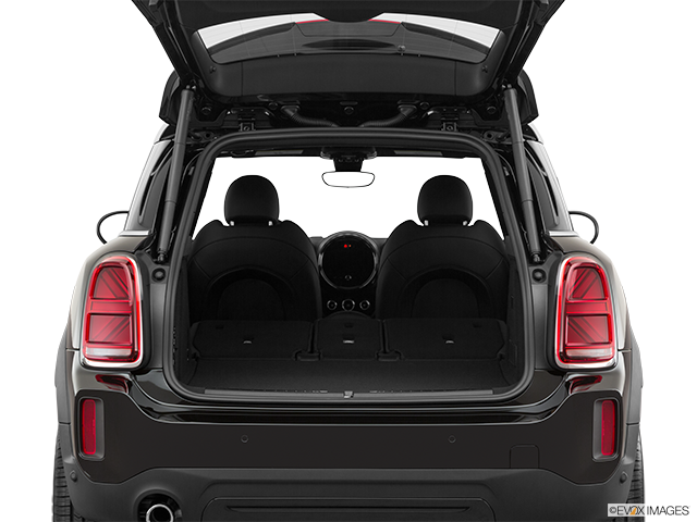 2022 MINI Countryman | Hatchback & SUV rear angle