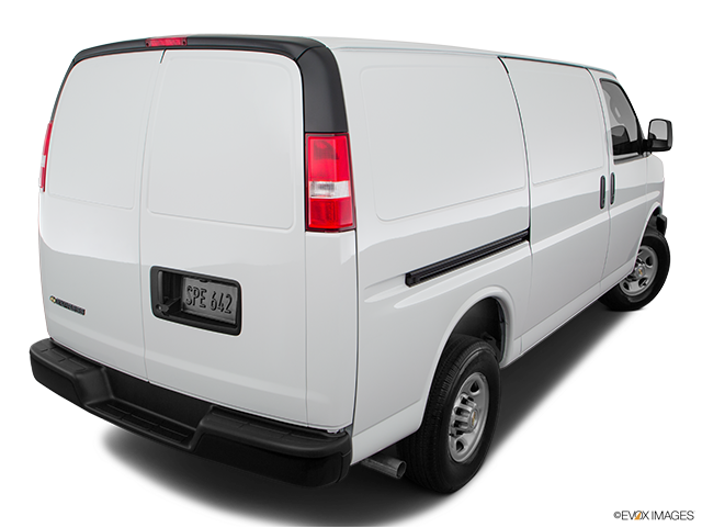 2024 Chevrolet Express Utilitaire | Rear 3/4 angle view
