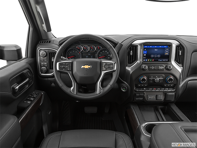 2022 Chevrolet Silverado 3500HD | Steering wheel/Center Console