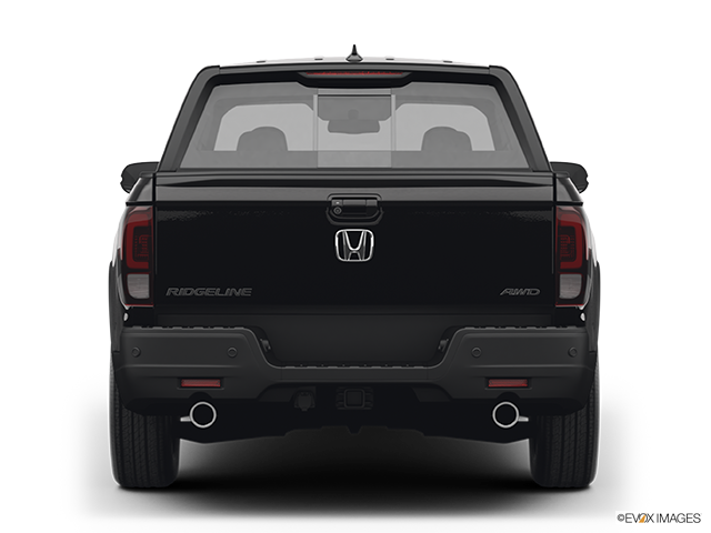 2022 Honda Ridgeline | Low/wide rear