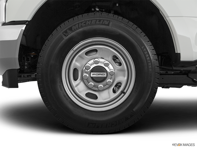 2024 Ford F-250 Super Duty | Front Drivers side wheel at profile