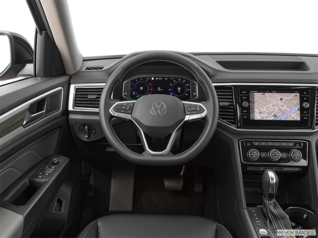 2022 Volkswagen Atlas | Steering wheel/Center Console